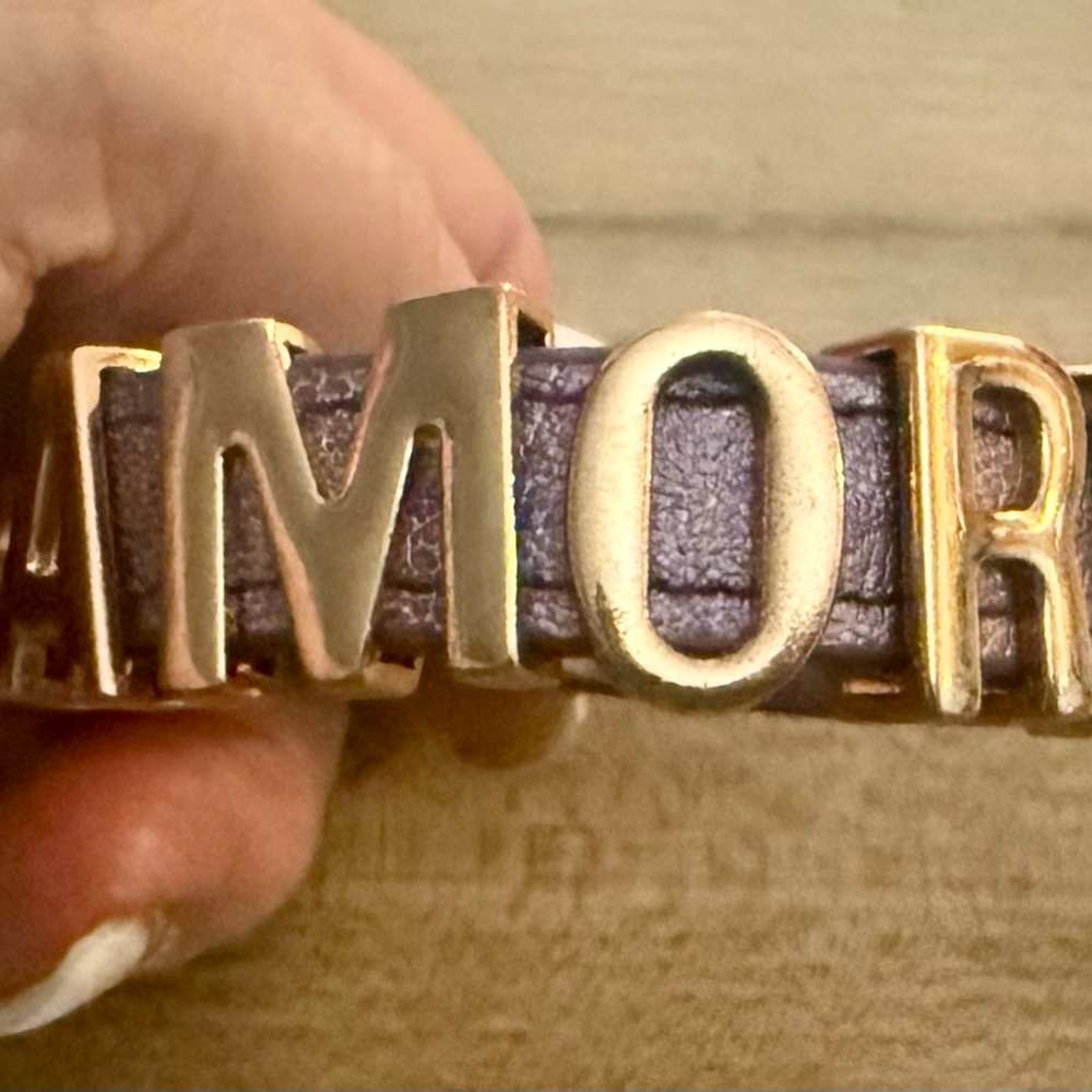 BCBGeneration Metallic Purple Vegan Leather AMOR gold letter snap bracelet - Picture 5 of 8